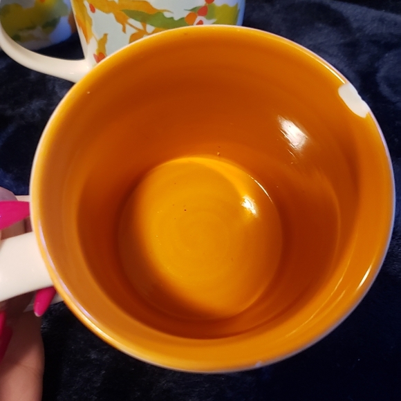 🔆NEW PRICE🔆Starbucks mugs 4pc set - Picture 3 of 4